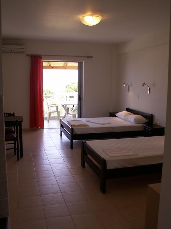 Kastro Beach Hotel 客房 照片